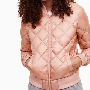 Aritzia TNA League Bomber Jacket Pink Champagne Rose Quilted Down Puffer Sz XS